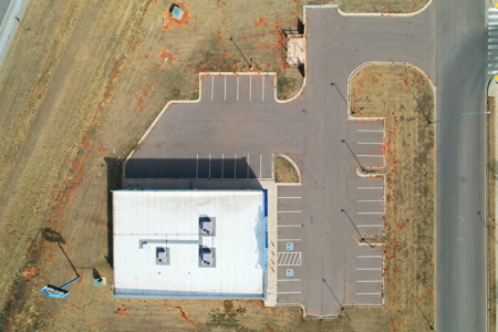 Commercial Property For Lease In Elk City, Oklahoma - image 44