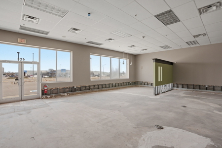 Commercial Property For Lease In Elk City, Oklahoma - image 15