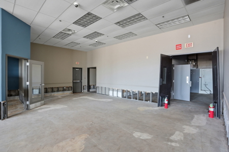 Commercial Property For Lease In Elk City, Oklahoma - image 22