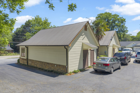 Free-Standing Retail/Office Near US-441/GA-365 | Cornelia, GA - image 5