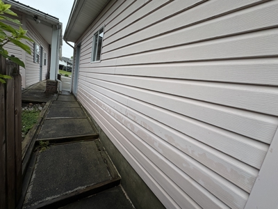 Woodsfield OH Ranch home on slab offering over 1700 square feet - image 18