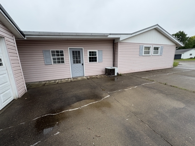 Woodsfield OH Ranch home on slab offering over 1700 square feet - image 7
