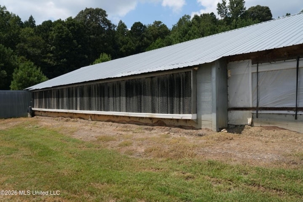 Carthage MS Turnkey 5-House Breeder Poultry Farm