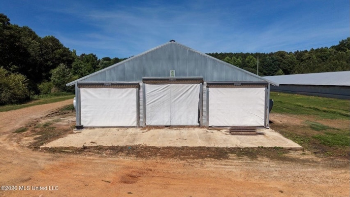 Carthage MS Turnkey 5-House Breeder Poultry Farm