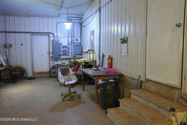 Carthage MS Turnkey 5-House Breeder Poultry Farm