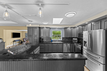 Country Home on Acreage For Sale in Livingston, Montana - image 43