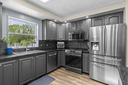 Country Home on Acreage For Sale in Livingston, Montana - image 16