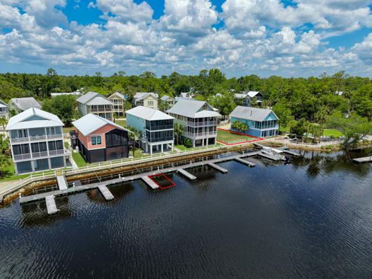 Vacant Lot and Boat Slip right on the Steinhatchee River