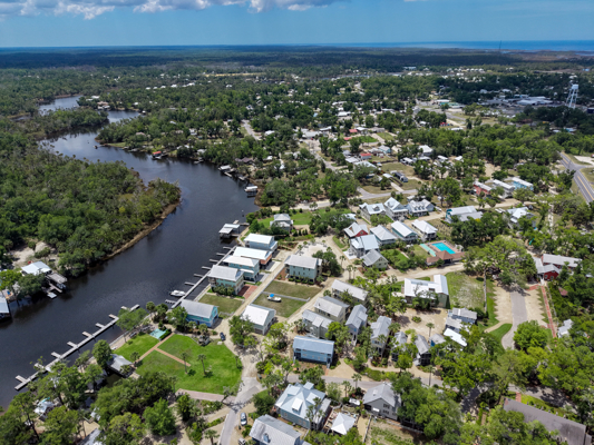 Vacant Lot and Boat Slip right on the Steinhatchee River