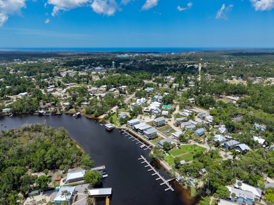 Vacant Lot and Boat Slip right on the Steinhatchee River