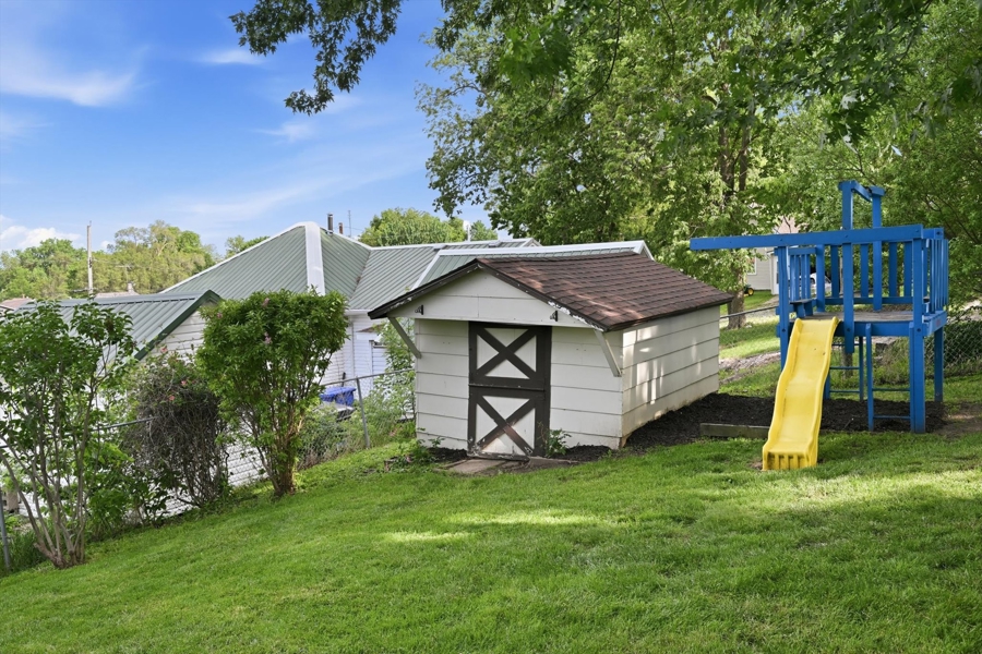 No Caption