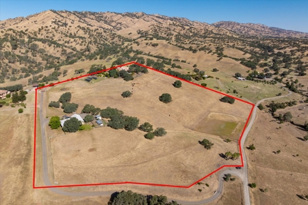 Private 20 Acres with 2 Homes for Sale in Winters, California - image 3