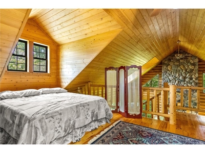 Year-Round Lake Home or Lake Cabin on Sand Lake with Acreage! - image 17