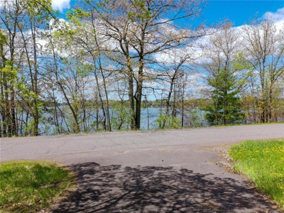 Year-Round Lake Home or Lake Cabin on Sand Lake with Acreage! - image 25
