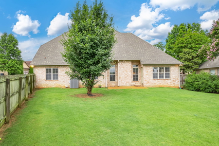 Spacious 5BD 3.5 BA Custom Home | 2,752 Sq Ft | Jackson TN 38305 - image 39