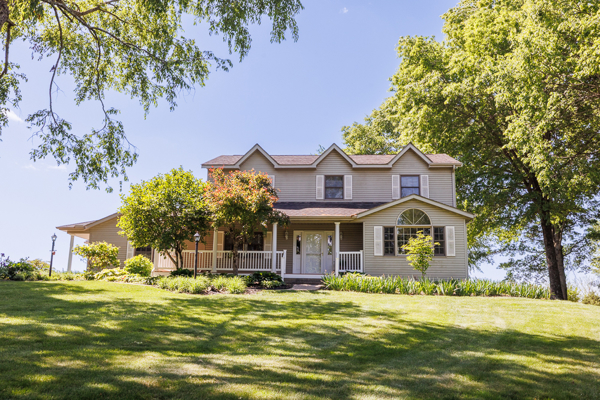 Beautiful Bloomington Indiana Home on 1.3± Acres
