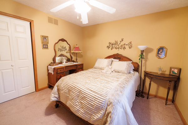 Beautiful Bloomington Indiana Home on 1.3± Acres