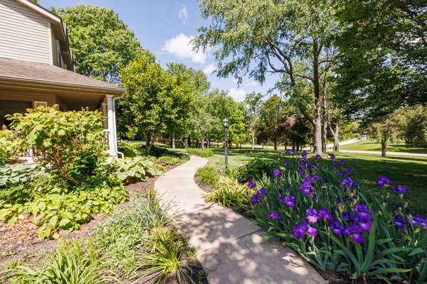Beautiful Bloomington Indiana Home on 1.3± Acres