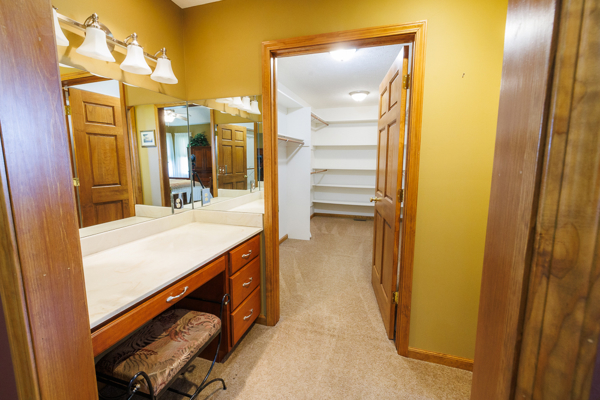 Beautiful Bloomington Indiana Home on 1.3± Acres
