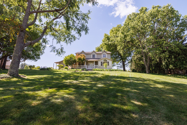 Beautiful Bloomington Indiana Home on 1.3± Acres