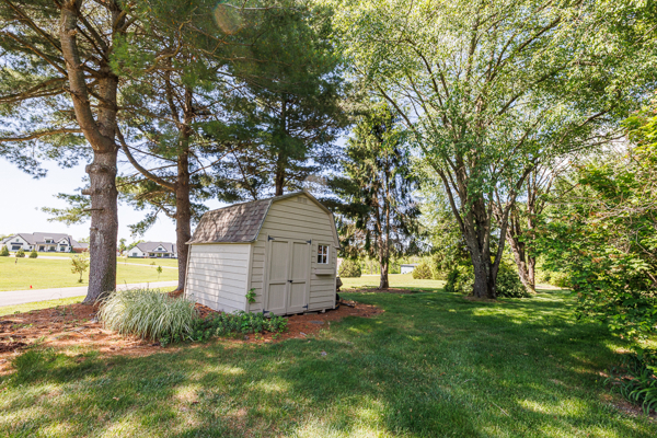 Beautiful Bloomington Indiana Home on 1.3± Acres
