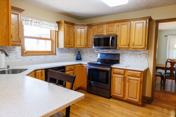 Beautiful Bloomington Indiana Home on 1.3± Acres