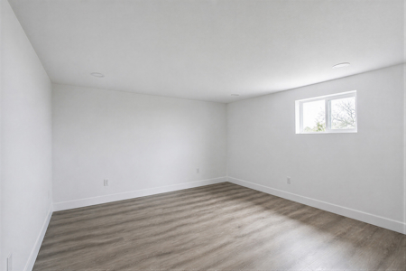 Fully remodeled country home with mountain views and an establish - image 24