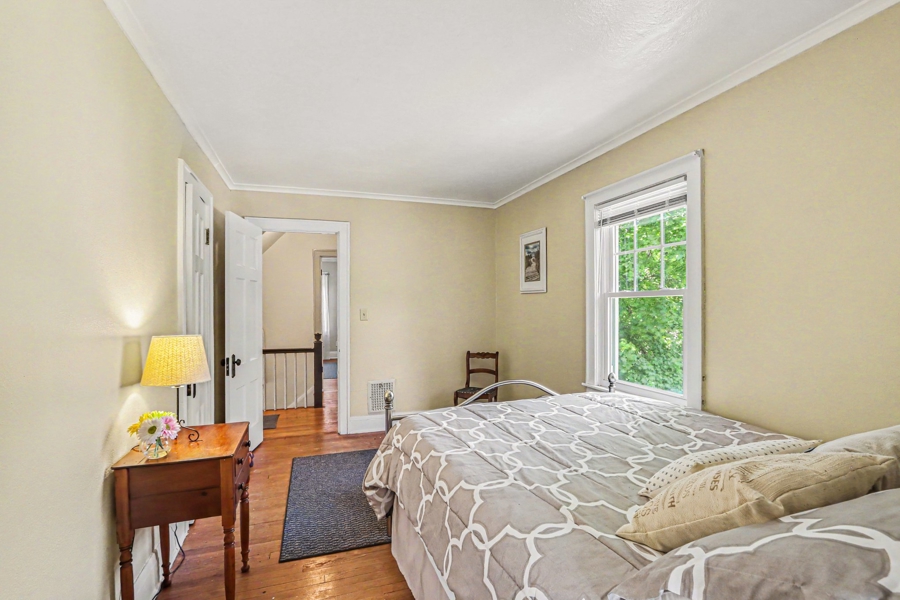 No Caption