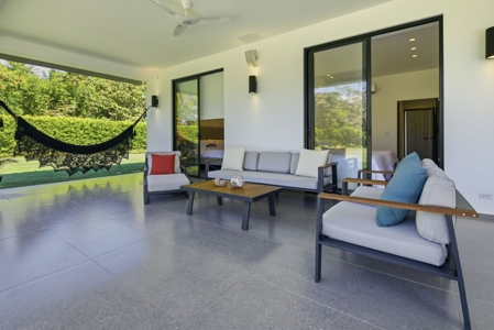Spectacular Beach Home Near Buenaventura with Direct Beach Access - image 16