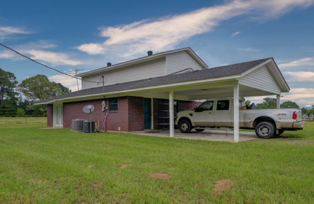 Stunning 15.01 Acre Horse Ranch for Sale in Wake Village, Texas - image 27
