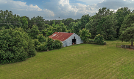 Stunning 15.01 Acre Horse Ranch for Sale in Wake Village, Texas - image 5