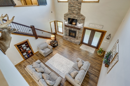 Country Home for Sale in Lewis County, Tennessee - image 6