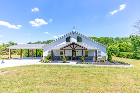 Country Home for Sale in Lewis County, Tennessee - image 2