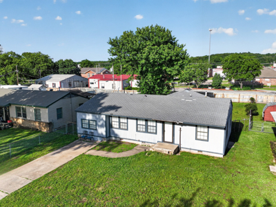 Locust Grove, Oklahoma Home in Town For Sale - image 1