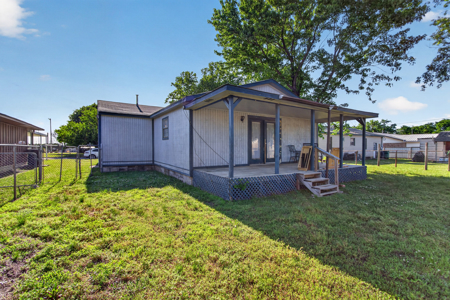 Locust Grove, Oklahoma Home in Town For Sale - image 42