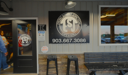 Turn-Key Restaurant & Bar for Sale in the Heart of De Kalb, Texas - image 13