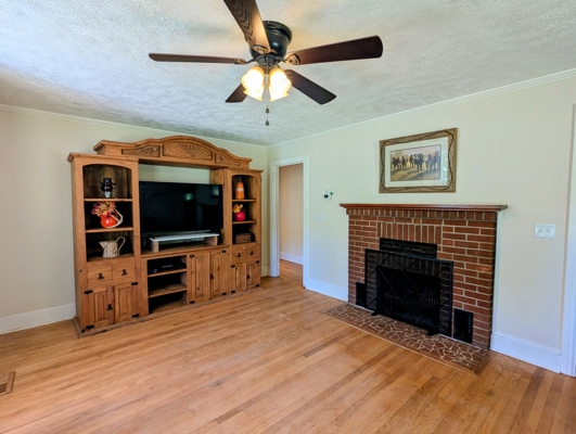 Brick Ranch and Farm For Sale In Dugspur, VA