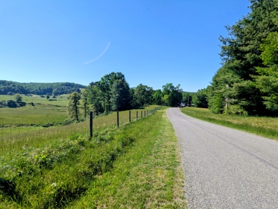 Brick Ranch and Farm For Sale In Dugspur, VA - image 3