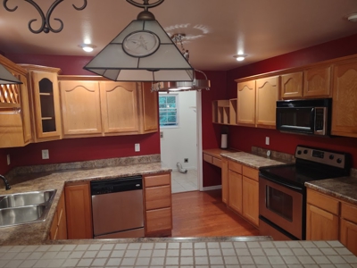 Large Country Home For Sale Near Crocker, Pulaski County Missouri - image 9