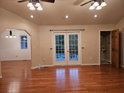 Large Country Home For Sale Near Crocker, Pulaski County Missouri - image 33