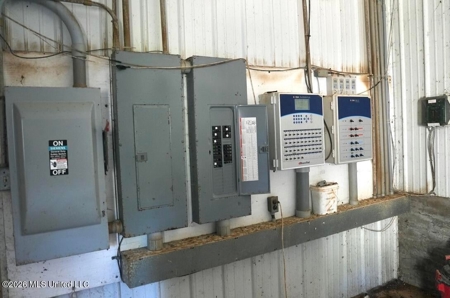 Hickory MS 2 House Breeder Poultry Farm - image 14
