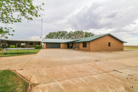 Versatile Rural Estate with Barns, an AMAZING Home & Acreage! - image 31