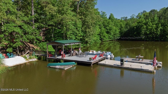 Luxury Estate on 98 Acres in Camden, AL
