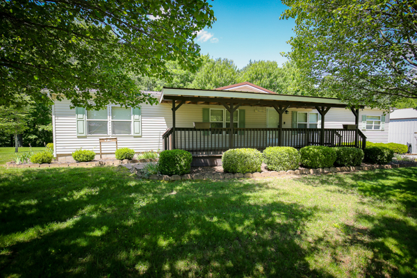 Greene County Indiana Country Home on 2 Acres For Sale