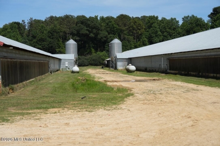 State Line MS 6 House Poultry Farm on 53 Acres - image 14