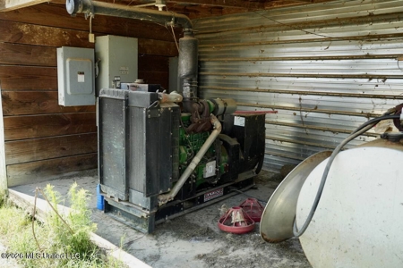 State Line MS 6 House Poultry Farm on 53 Acres - image 37