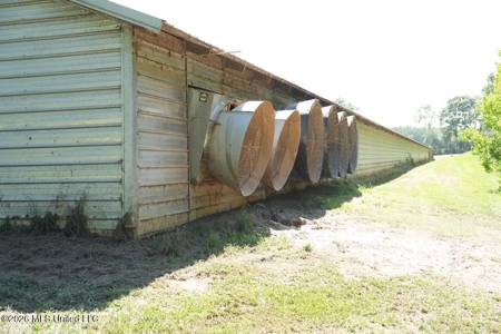 State Line MS 6 House Poultry Farm on 53 Acres - image 18