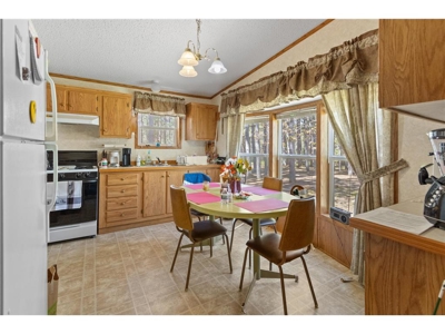 Well Maintained 3bd/2ba Home Located Near Sturgeon Lake - image 6