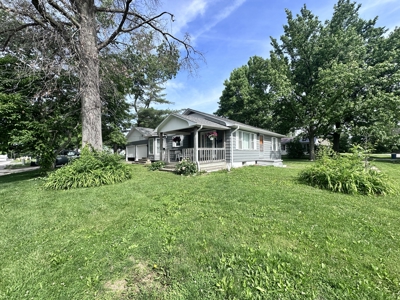 Ranch Home For Sale with Unfinished Basement in Northeast MO - image 2