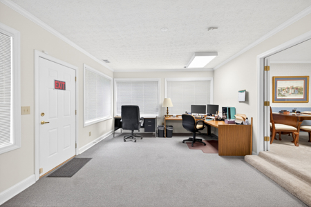 Turnkey investment with immediate income and long-term potential - image 24